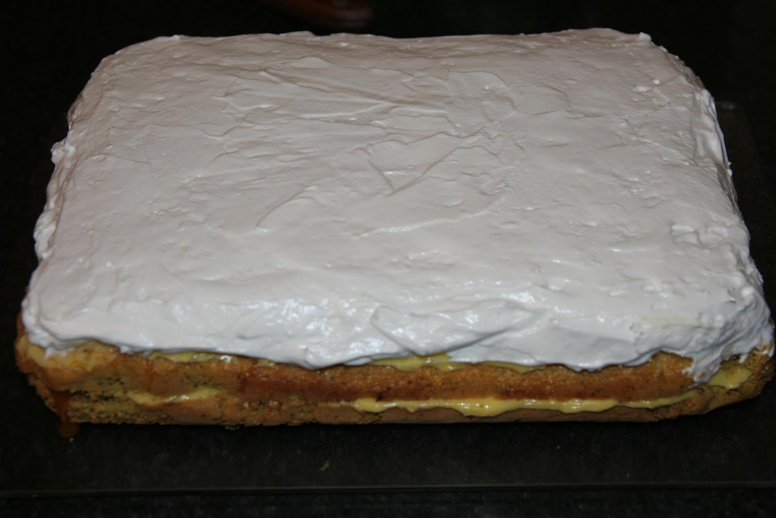 Пирожное “Петре Роман” – изумительный и простой в приготовлении десерт. Всего за 15 минут от вашего пирожного не останется ни одной крошки!